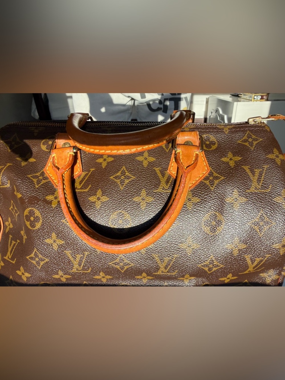 Louis Vuitton Speedy 30 Monogram Canvas Handbag - Brown/Tan - Picture 5 of 9